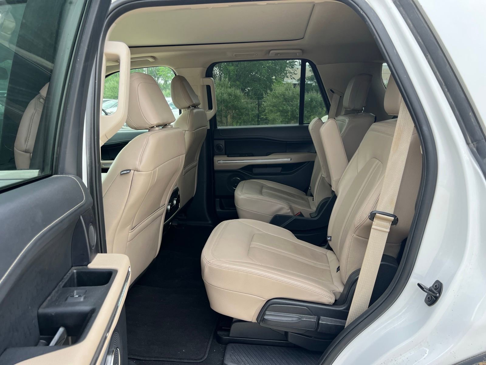 Used 2024 Ford Expedition Limited RWD image 20