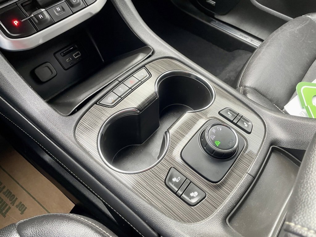 Used 2020 GMC Acadia SLT image 34