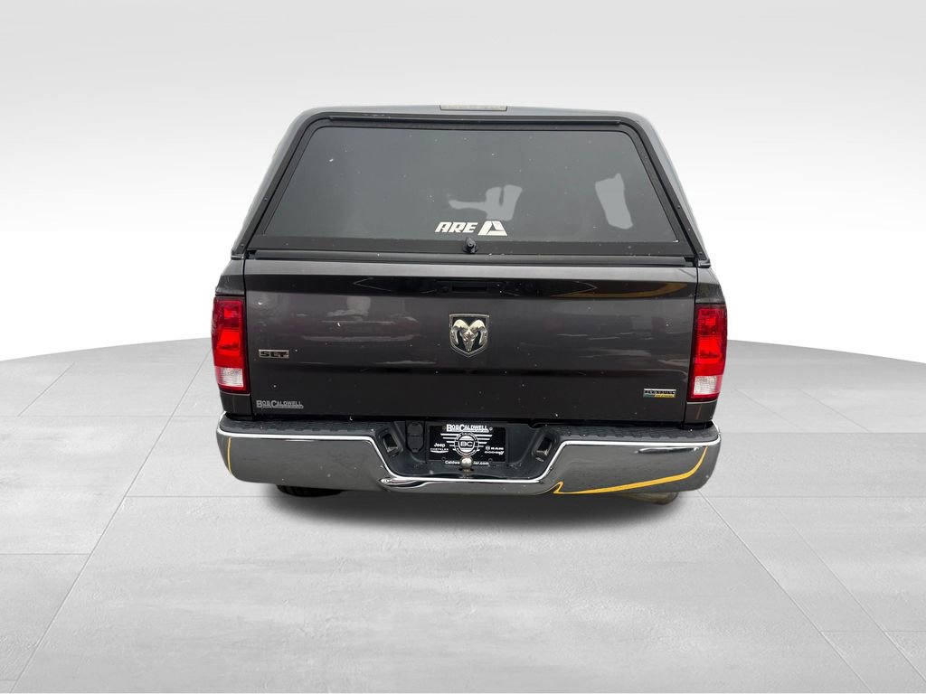 Used 2019 RAM 1500 Classic SLT image 7