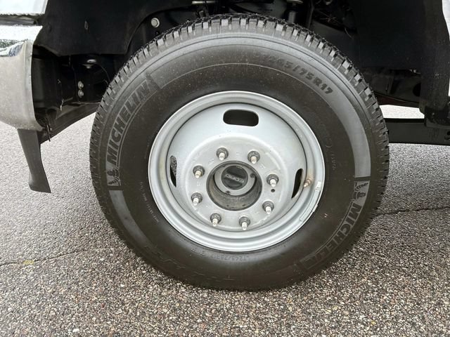 Used 2024 Ford F350 XL w/ XL Chrome Package AWD/4WD image 9