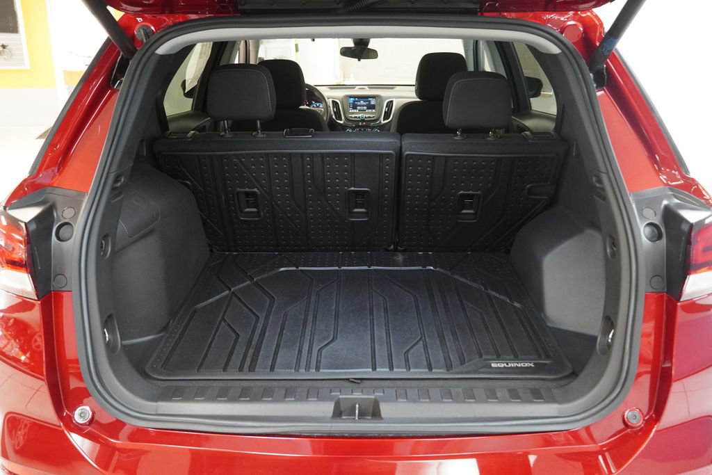 Used 2024 Chevrolet Equinox LT w/ LPO, Floor Liner Package AWD/4WD image 13