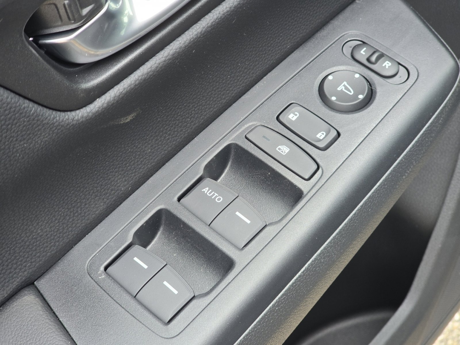 New 2026 Honda CR-V LX image 24