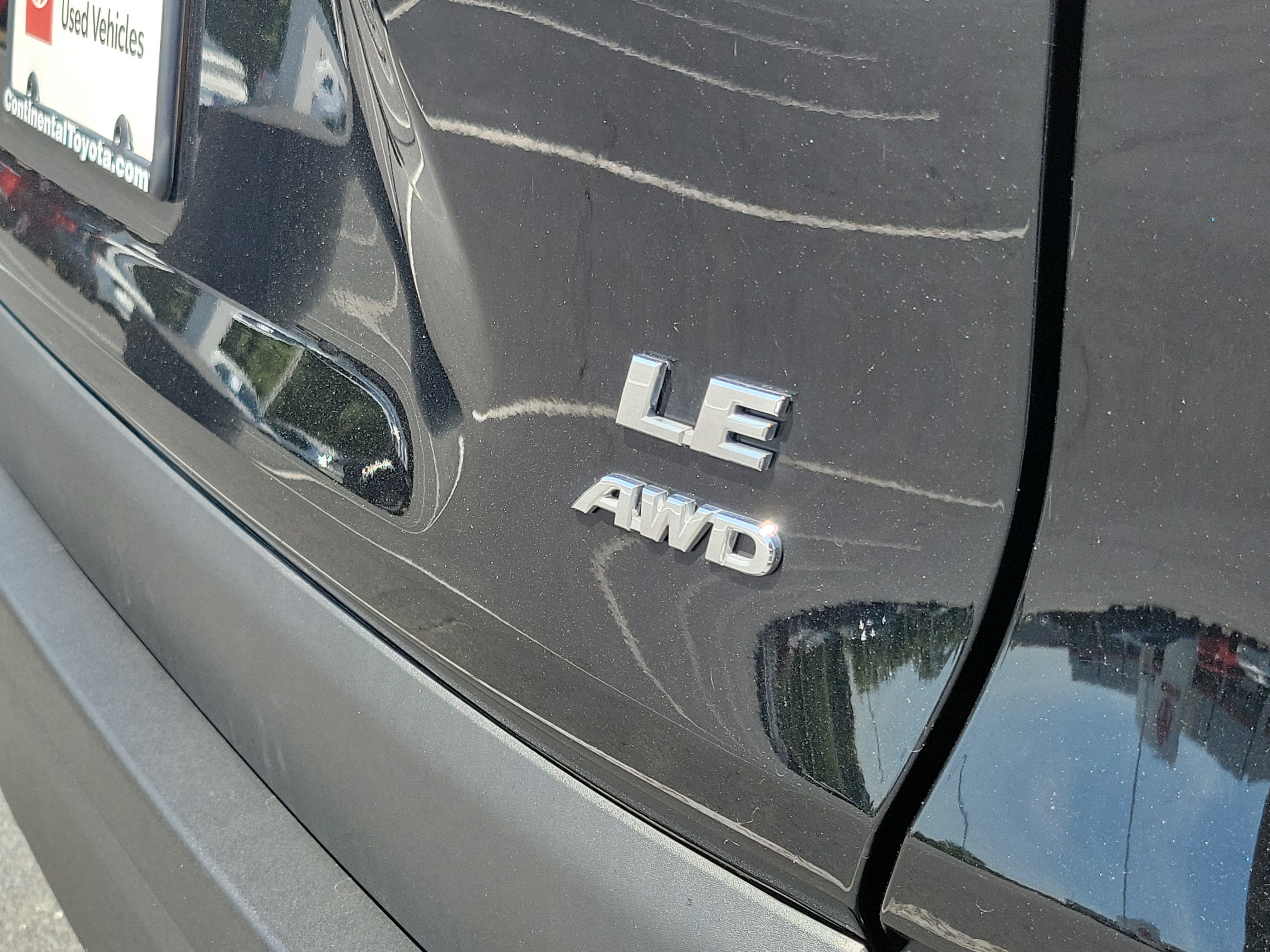 Certified 2023 Toyota RAV4 LE AWD/4WD image 9