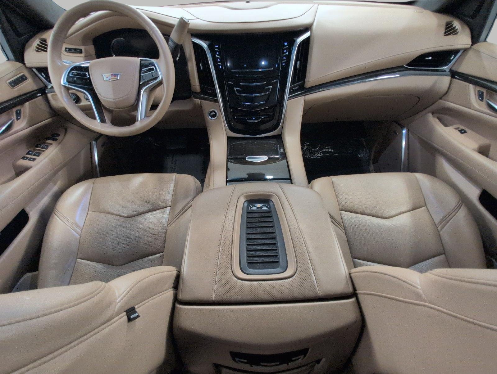 Used 2019 Cadillac Escalade ESV Platinum AWD/4WD image 6