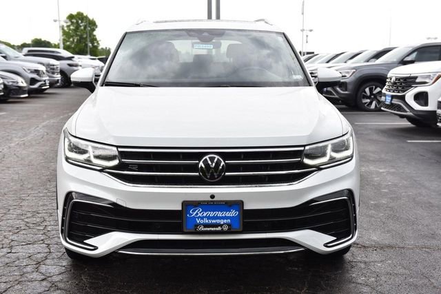 Certified 2024 Volkswagen Tiguan SEL R-Line AWD/4WD image 4
