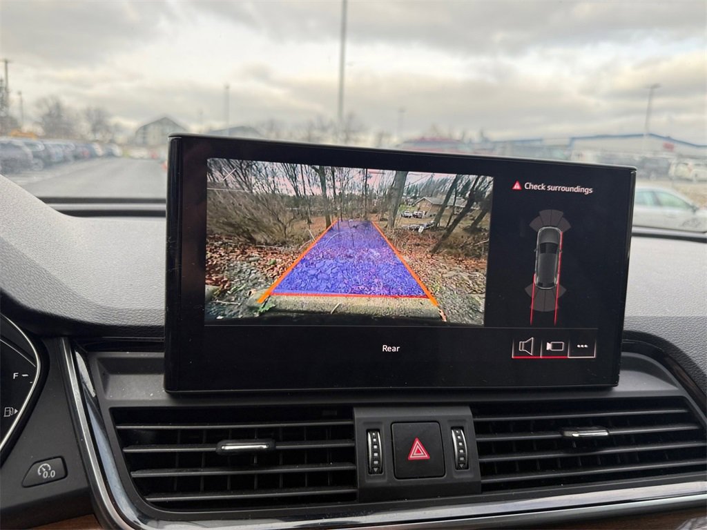 Used 2022 Audi Q5 2.0T Premium w/ Convenience Package image 18