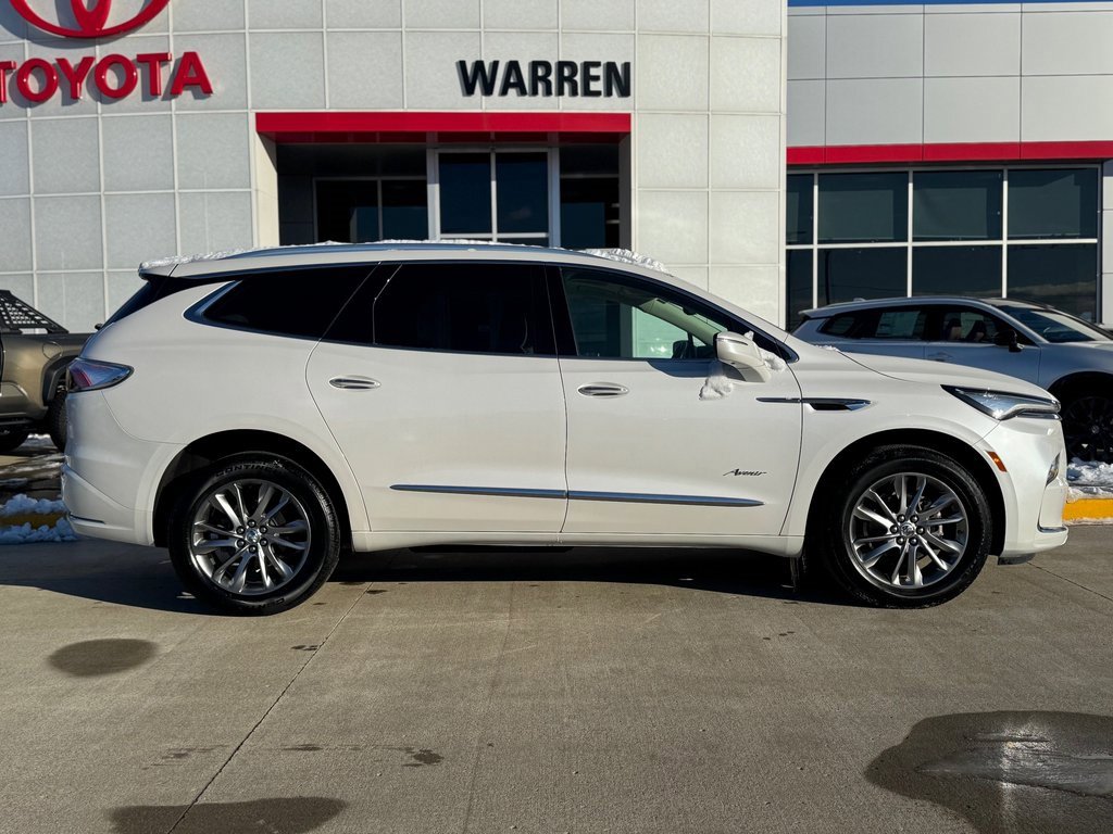 Used 2023 Buick Enclave Avenir w/ Avenir Technology Package image 3