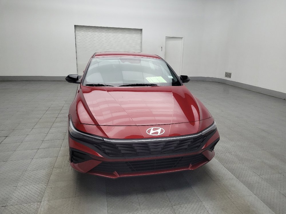 Used 2025 Hyundai Elantra Sport image 14