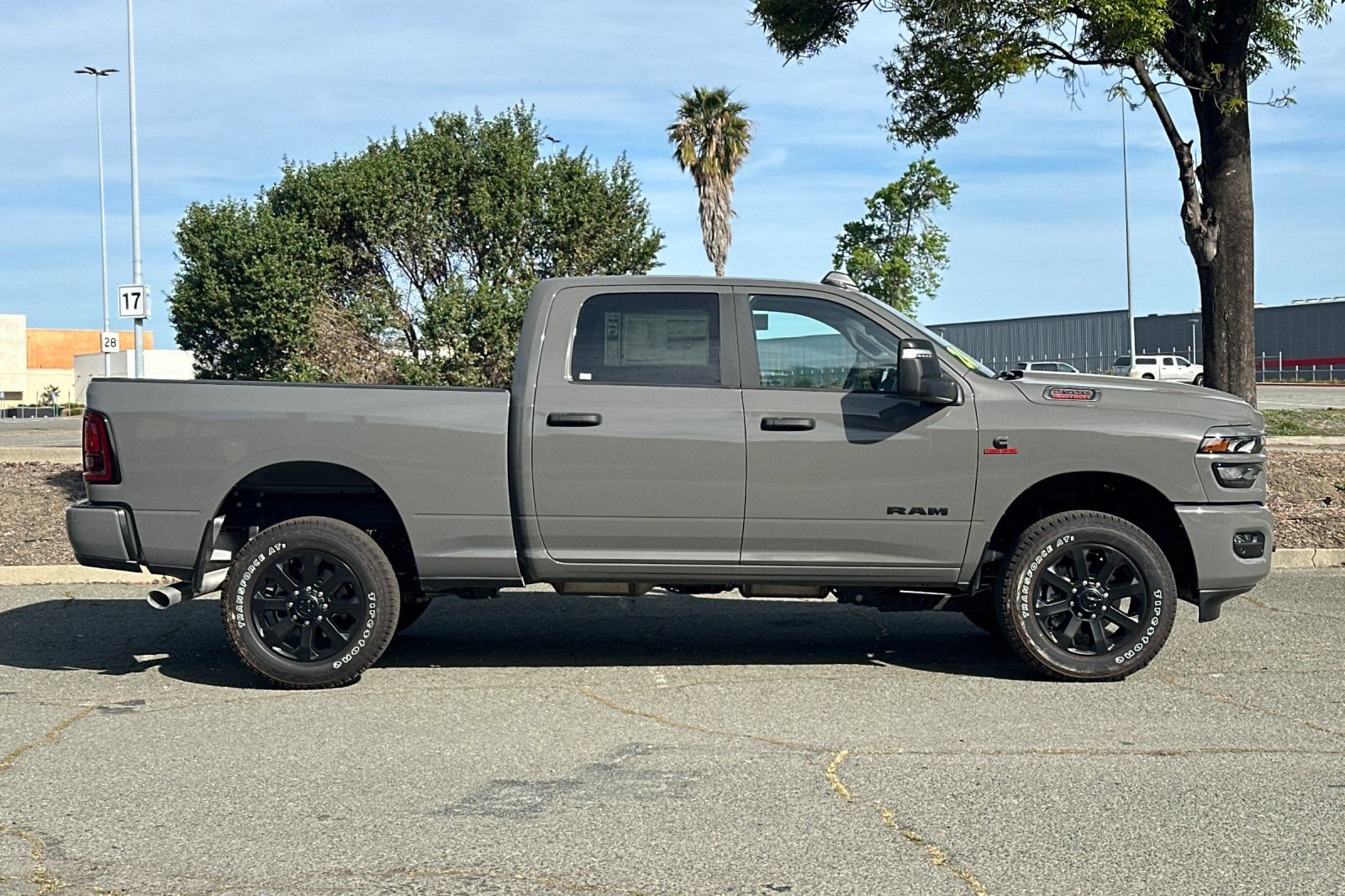 New 2026 RAM 2500 Big Horn AWD/4WD image 2
