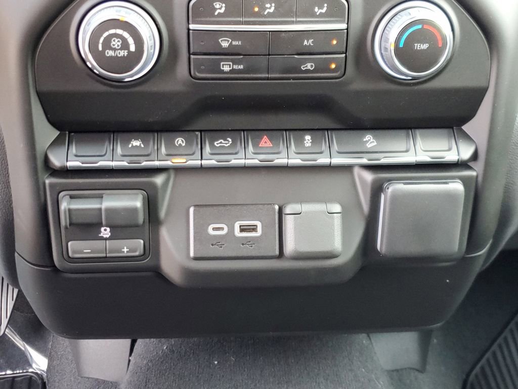 New 2026 Chevrolet Silverado 1500 Custom Trail Boss w/ LPO, Dark Essentials Package image 31