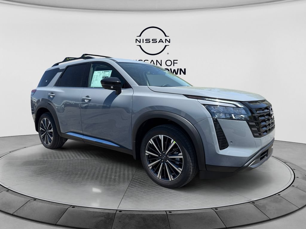 New 2026 Nissan Pathfinder Platinum w/ Cargo Package AWD/4WD image 7