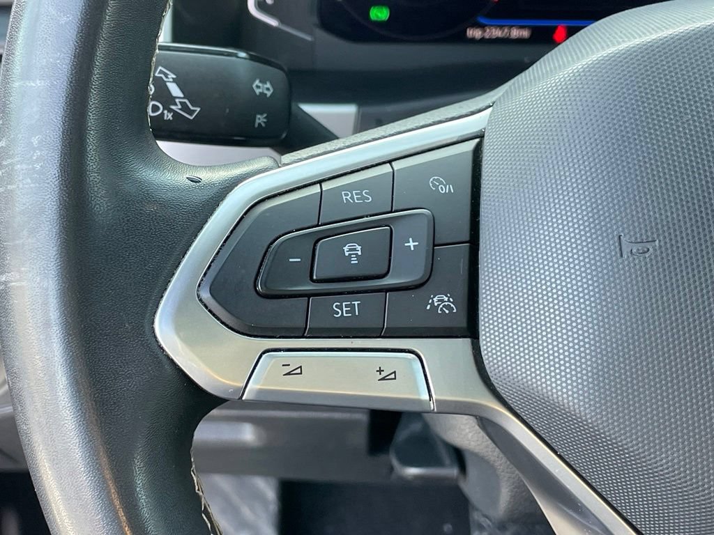 Certified 2023 Volkswagen Atlas SEL AWD/4WD image 9