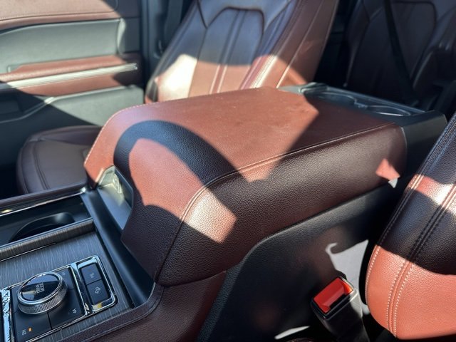 Used 2023 Ford Expedition Max Limited image 12