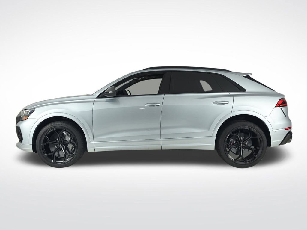 New 2025 Audi RS Q8 performance image 2