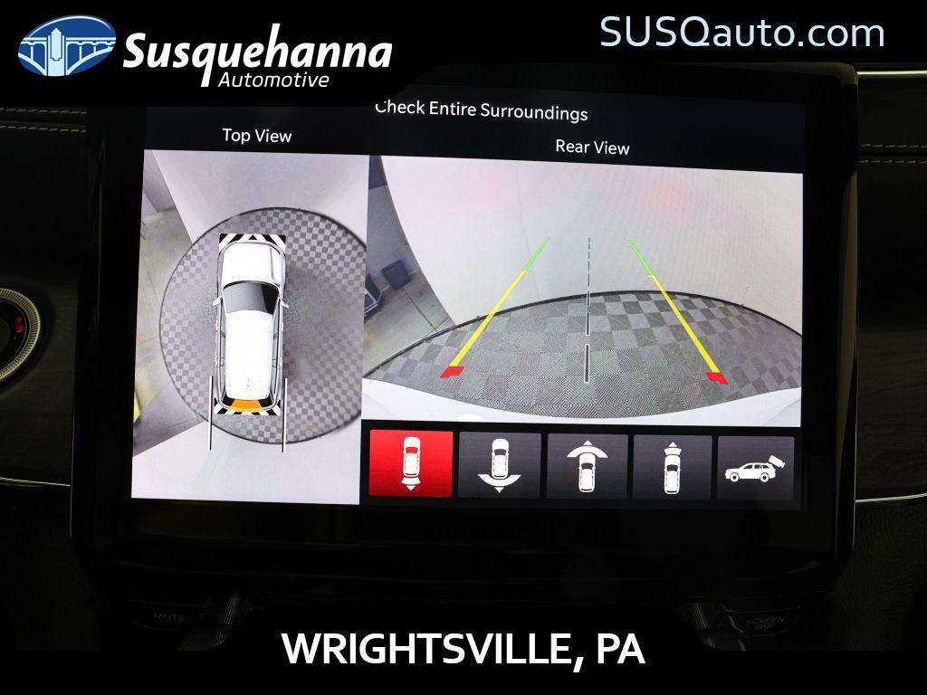 Used 2023 Jeep Grand Cherokee Overland w/ Advanced Protech Group III image 10