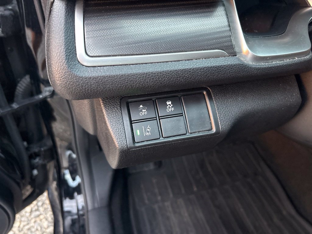 Used 2020 Honda Civic EX image 18