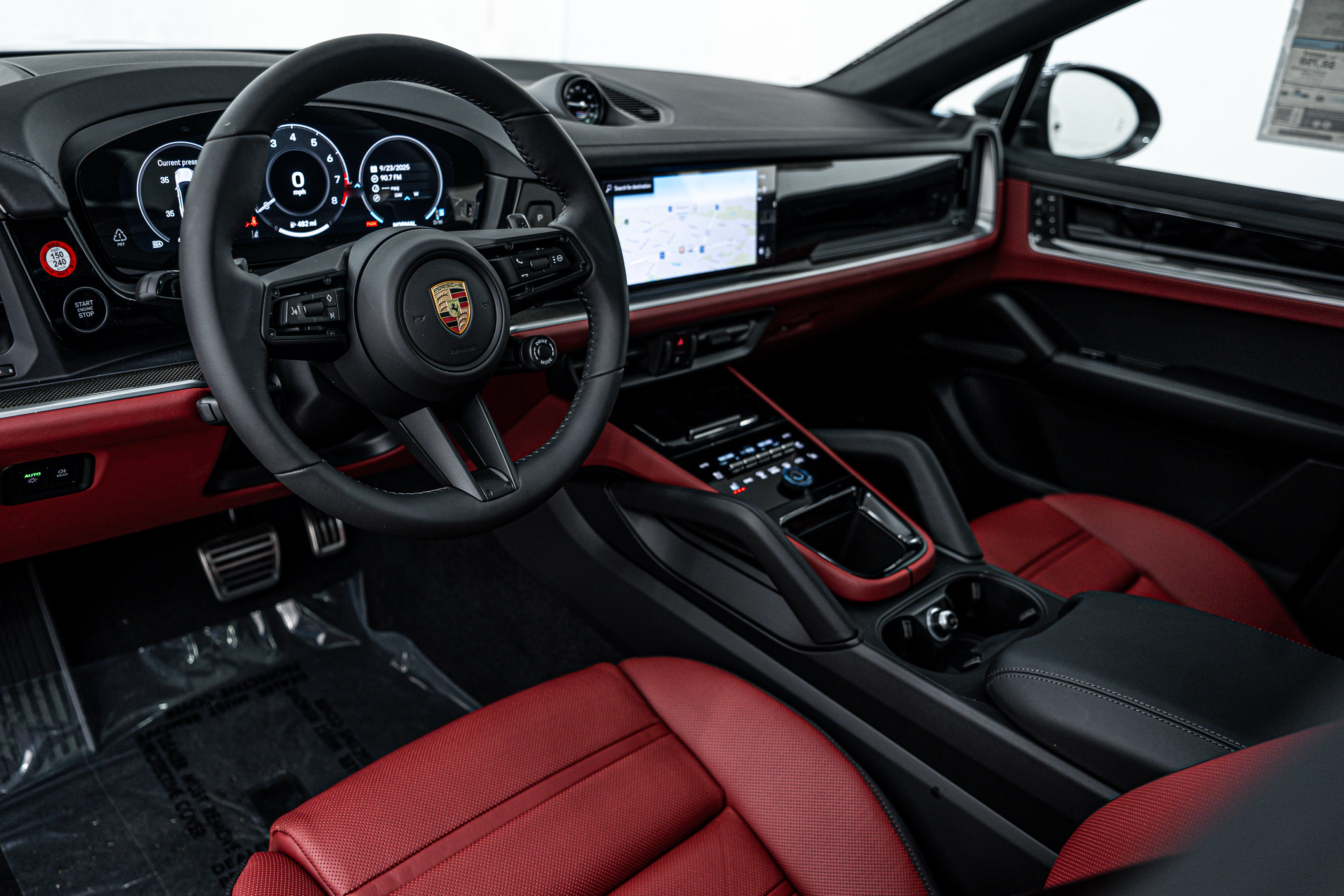 New 2026 Porsche Cayenne S image 4