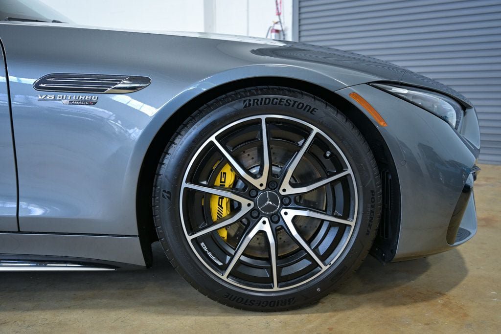 Used 2026 Mercedes-Benz SL 63 AMG 4MATIC image 19