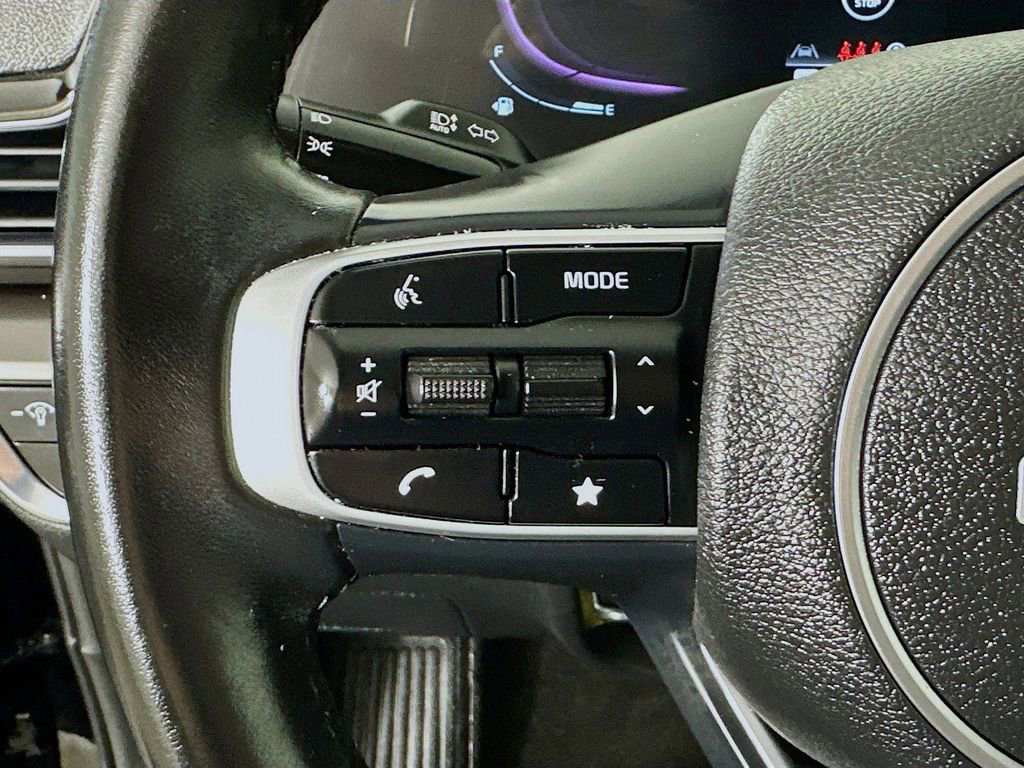 Certified 2023 Kia Sportage EX image 9