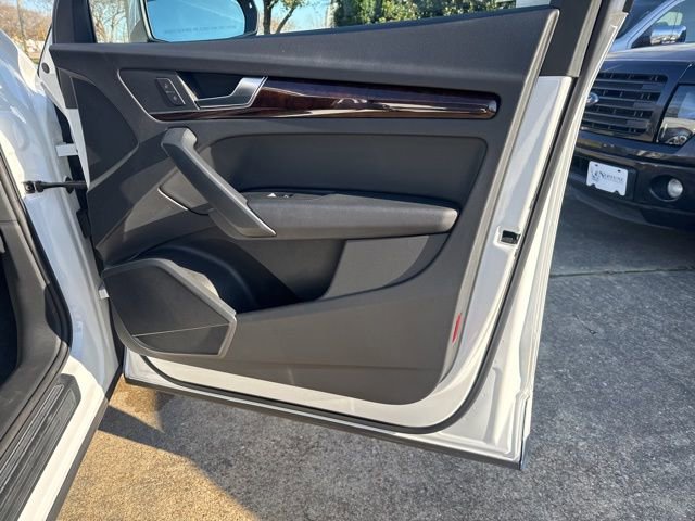 Used 2018 Audi Q5 2.0T Premium image 14