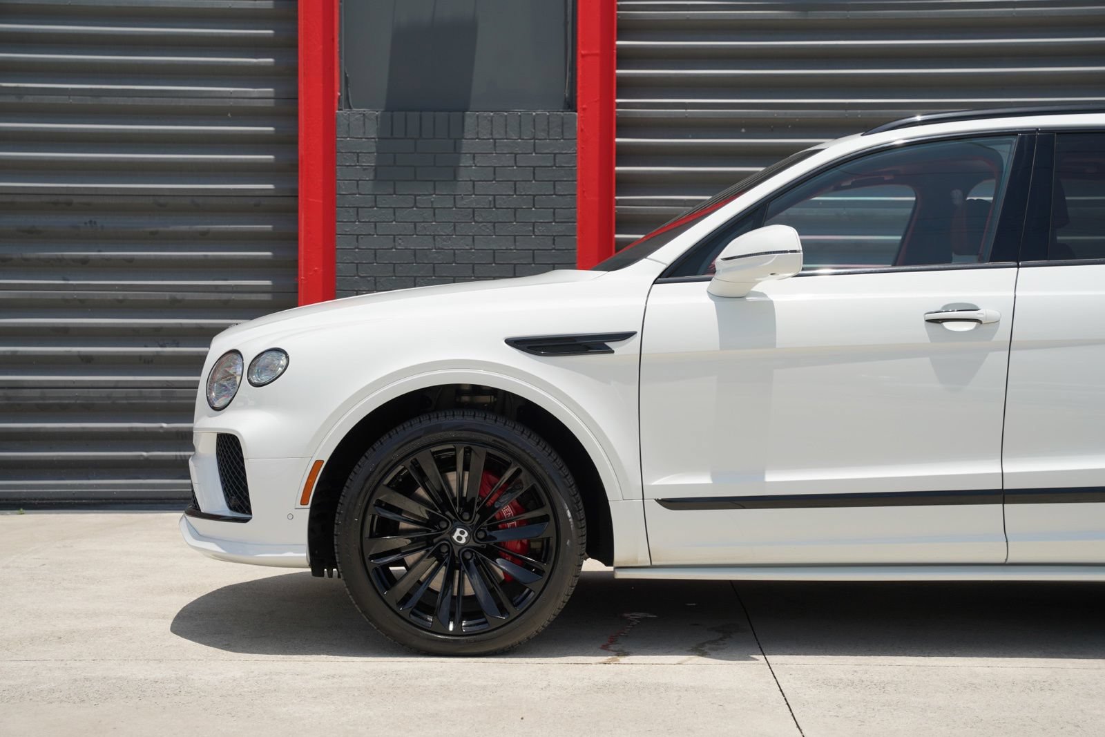 Used 2022 Bentley Bentayga Speed AWD/4WD image 11