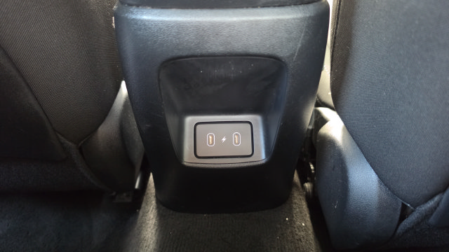 Used 2024 Hyundai Elantra SEL FWD image 13