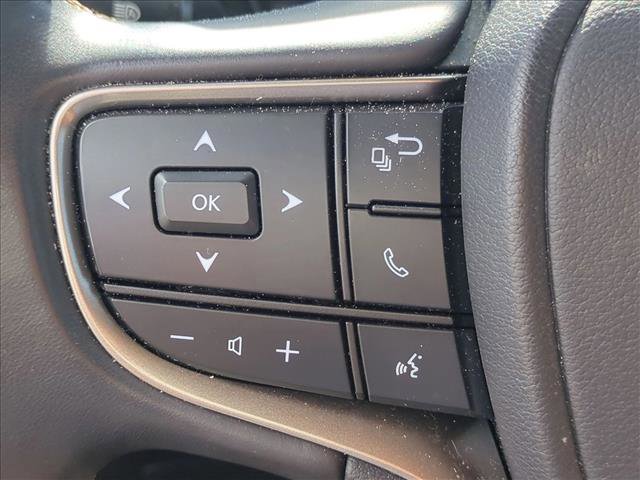 Used 2022 Lexus UX 200 w/ Accessory Package (Z1) image 15