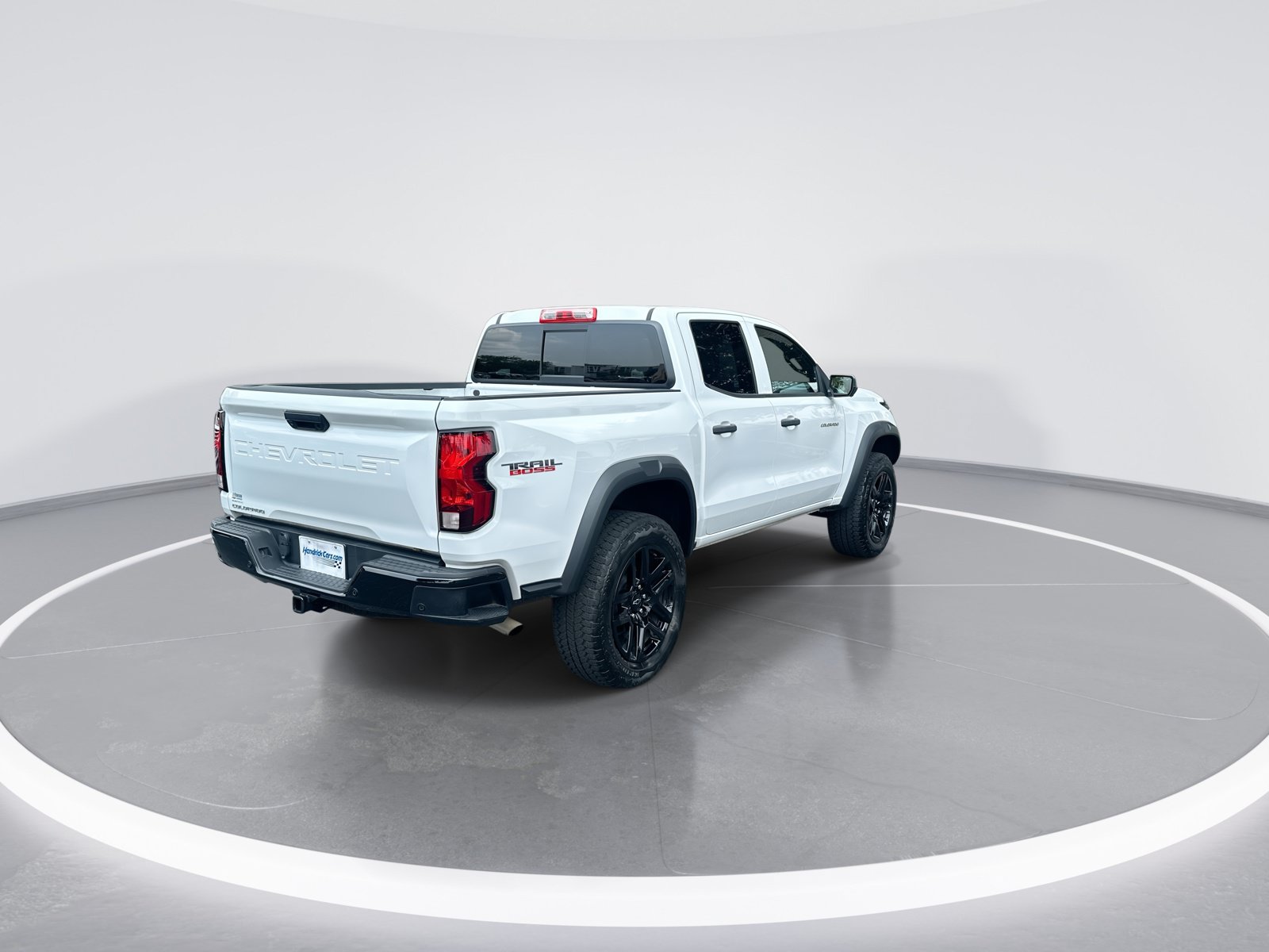 Used 2024 Chevrolet Colorado Trail Boss w/ Technology Package AWD/4WD image 9
