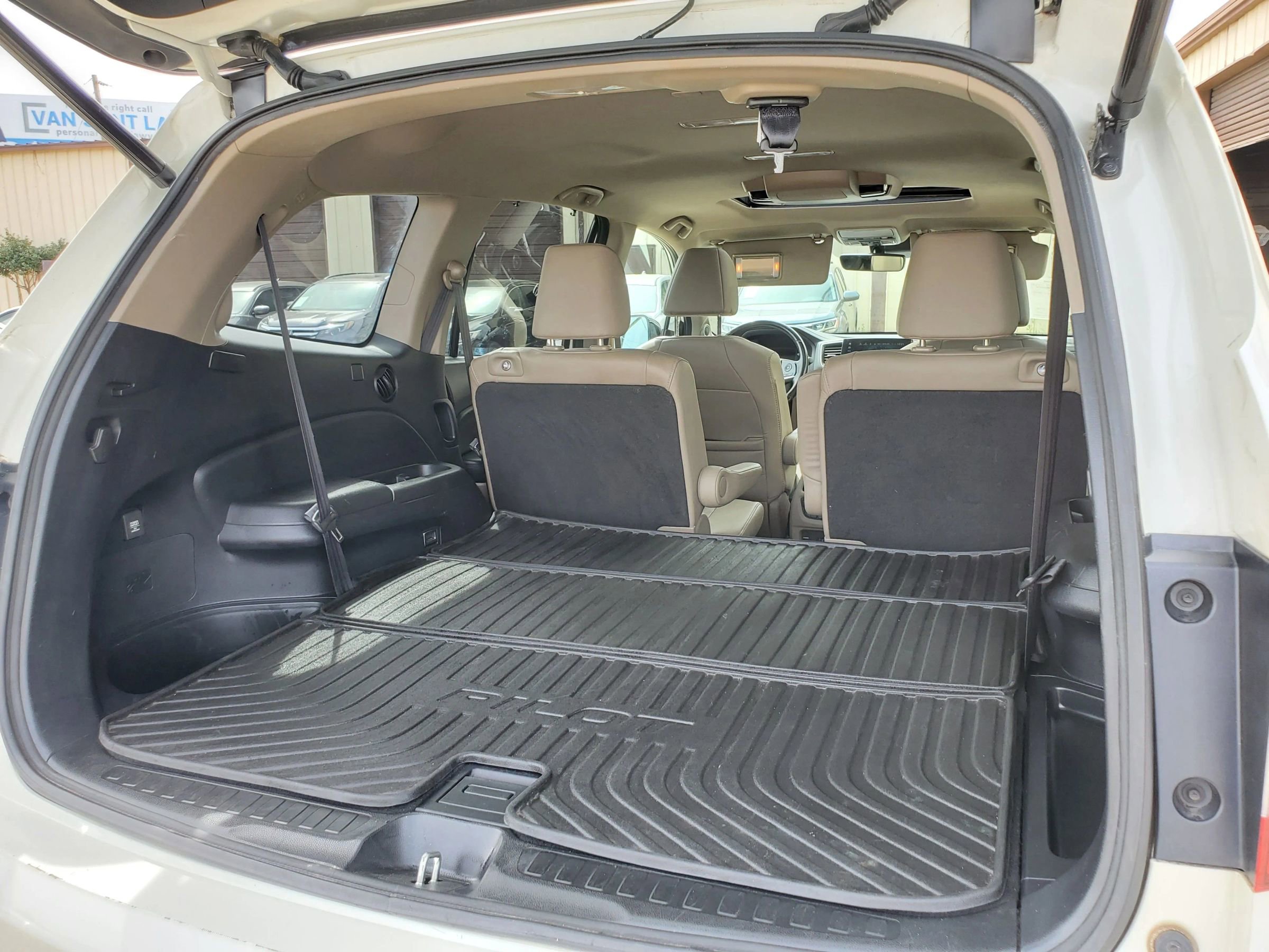 Used 2019 Honda Pilot Touring image 54