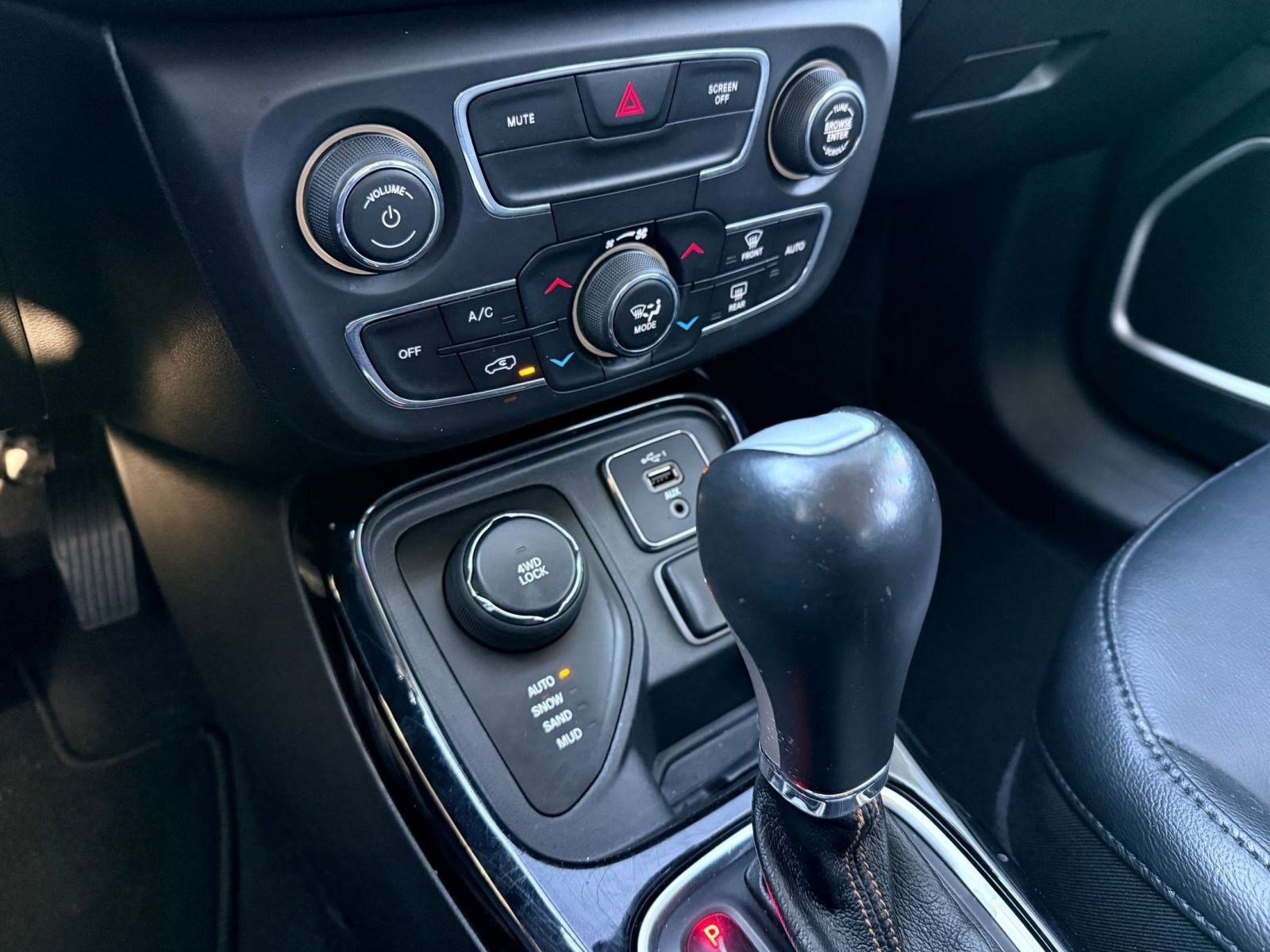 Used 2019 Jeep Compass Limited image 27