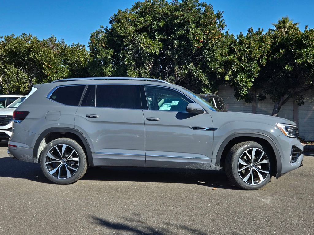 New 2026 Volkswagen Atlas SEL Premium R-Line image 2