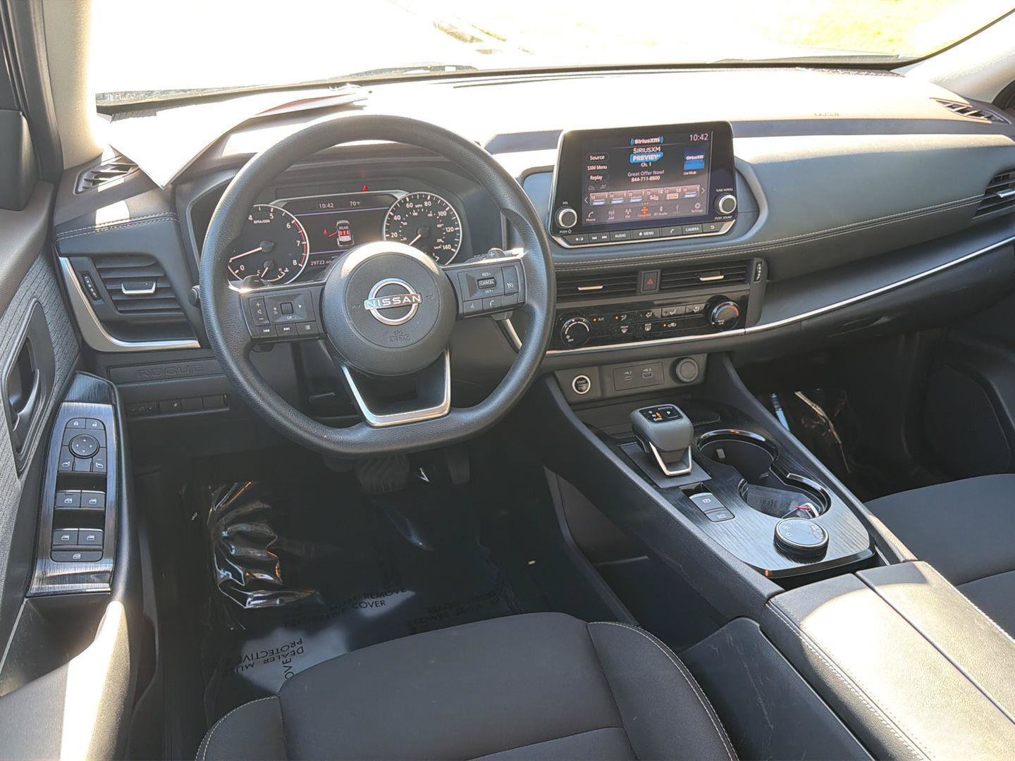 Used 2023 Nissan Rogue S AWD/4WD image 17