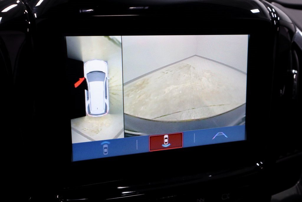 Used 2018 Chevrolet Traverse LT w/ LPO, Floor Liner Package image 2