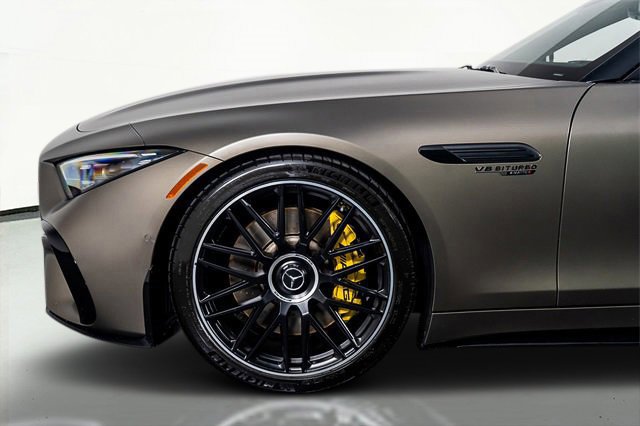 Used 2022 Mercedes-Benz SL 63 AMG 4MATIC w/ AMG Aerodynamic Package image 41