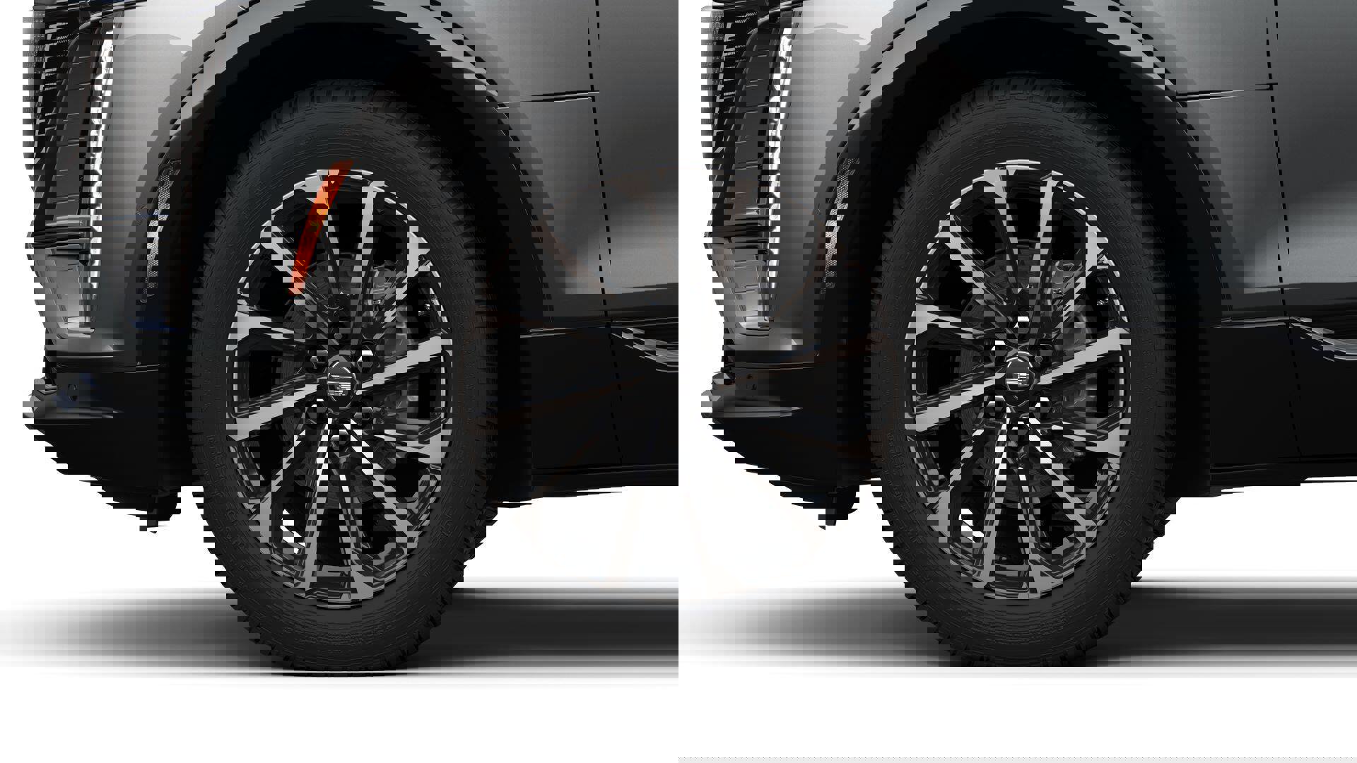 New 2025 Cadillac Lyriq Sport image 42