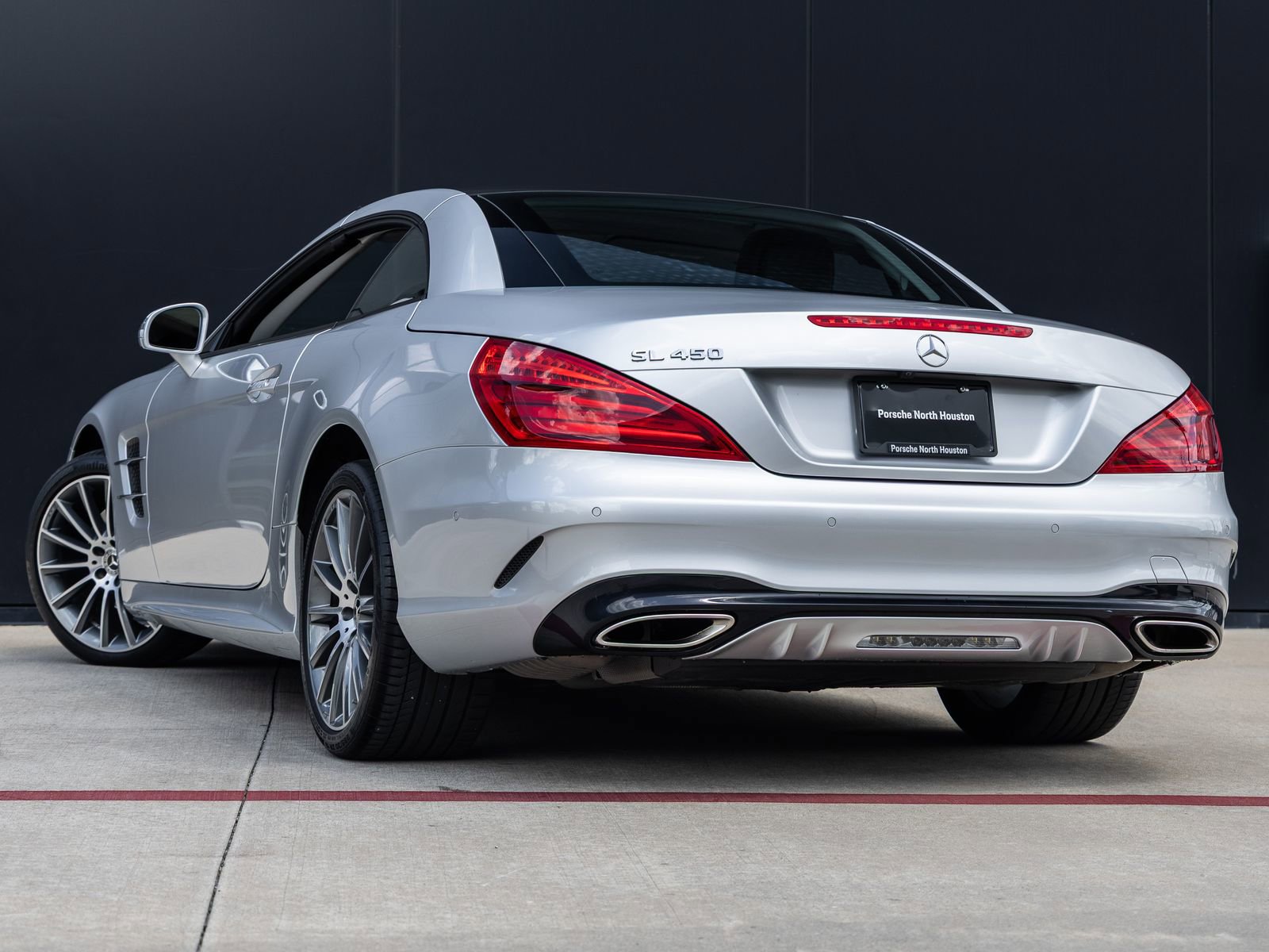 Used 2017 Mercedes-Benz SL 450 image 6