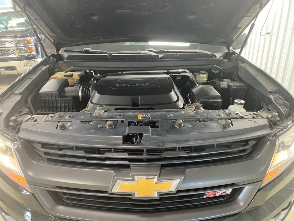 Used 2016 Chevrolet Colorado Z71 AWD/4WD image 42