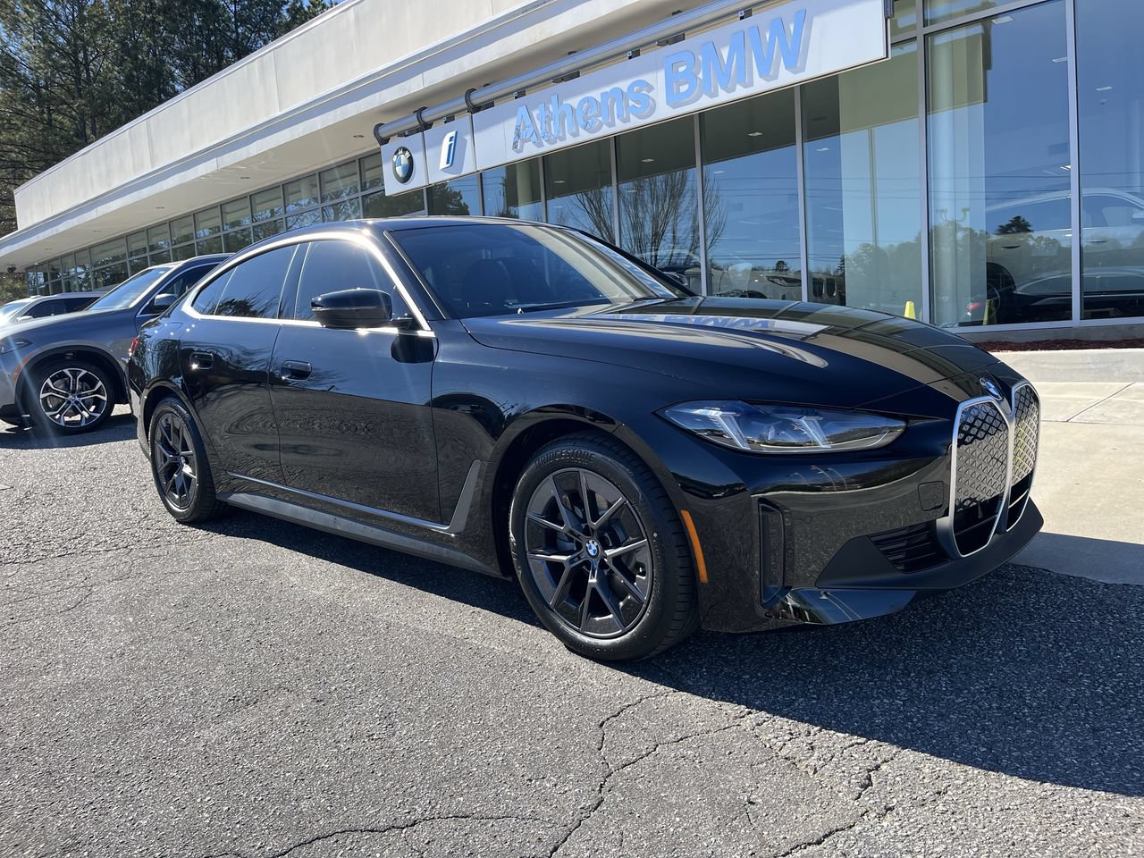 Used 2026 BMW i4 eDrive40 w/ Premium Package RWD image 2
