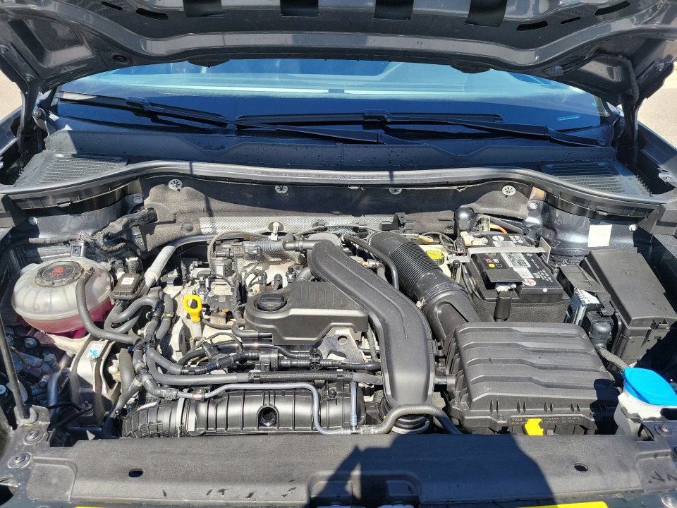 Used 2022 Volkswagen Taos SE image 18