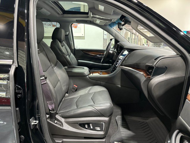 Used 2015 Cadillac Escalade Premium AWD/4WD image 65