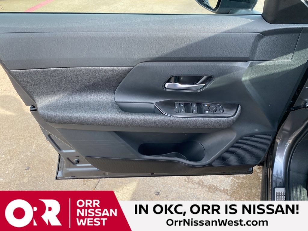 New 2026 Nissan Kicks SV AWD/4WD image 12