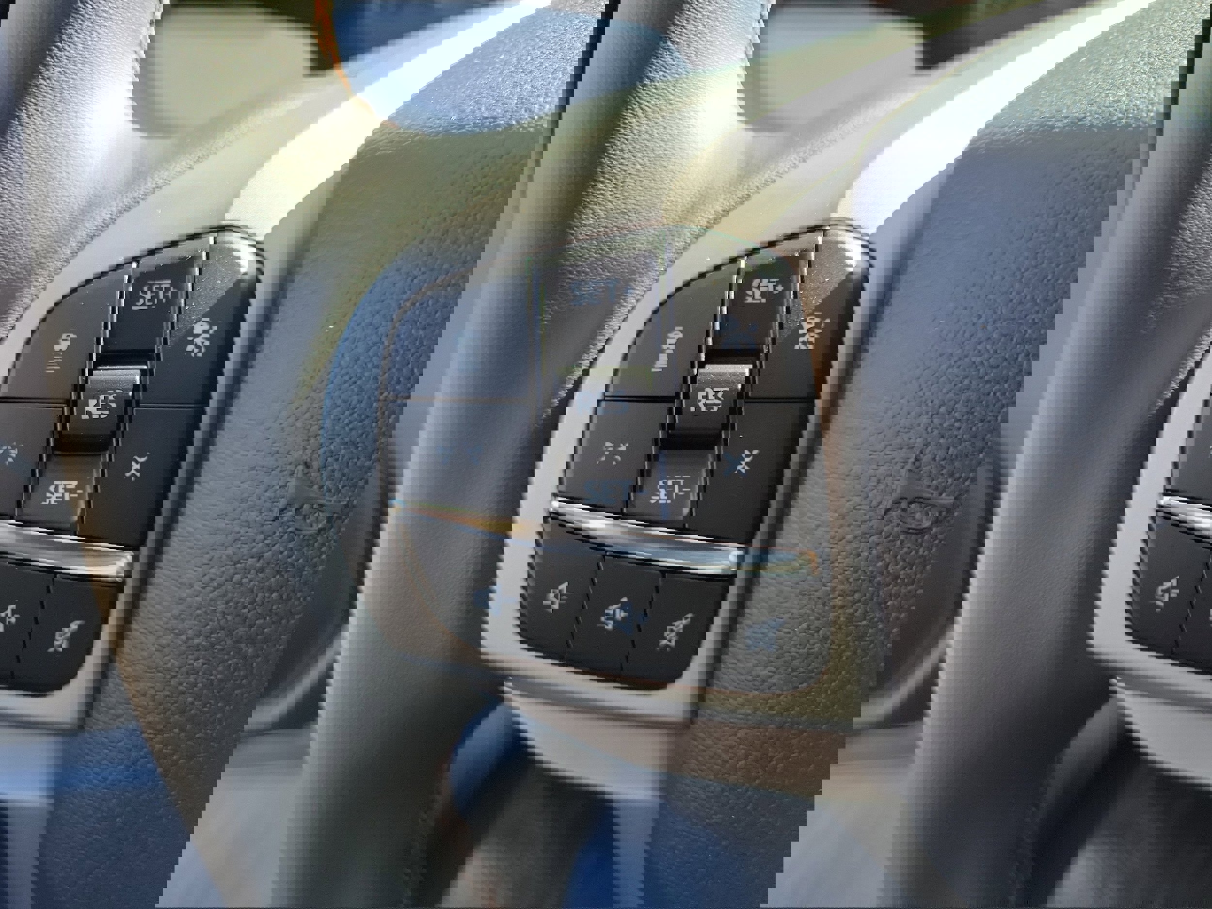 New 2026 Ford Explorer Active w/ Active Comfort Package image 26