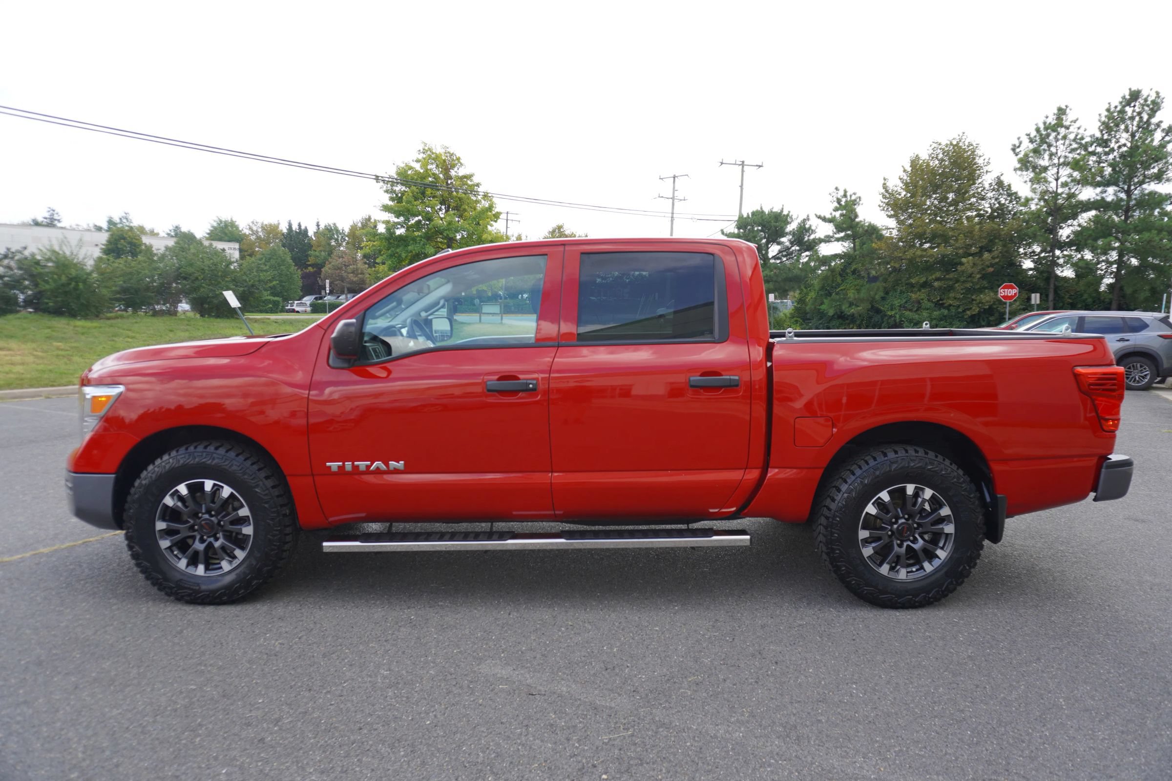 Used 2021 Nissan Titan S w/ S Utility Package AWD/4WD image 4