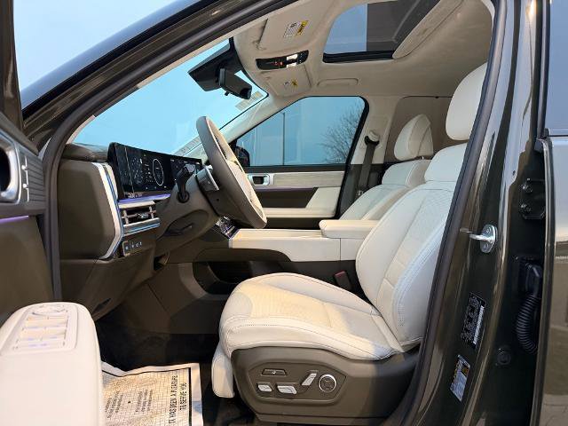 Used 2025 Hyundai Santa Fe Calligraphy image 25