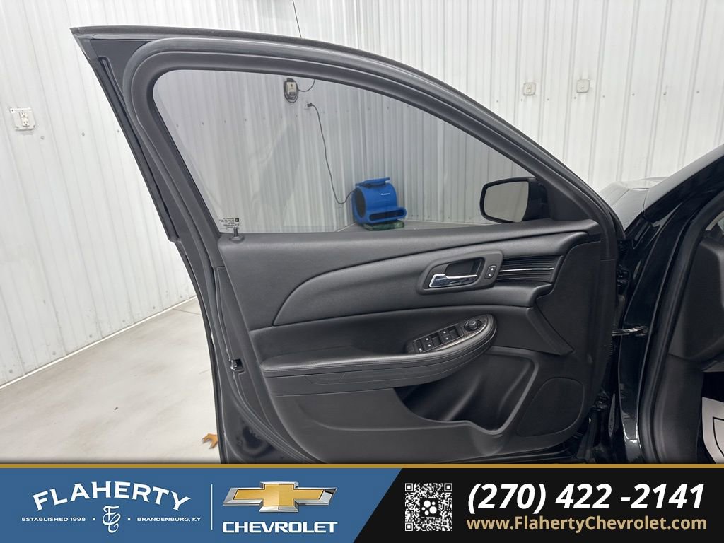 Used 2014 Chevrolet Malibu LT w/ Power Convenience Package image 9