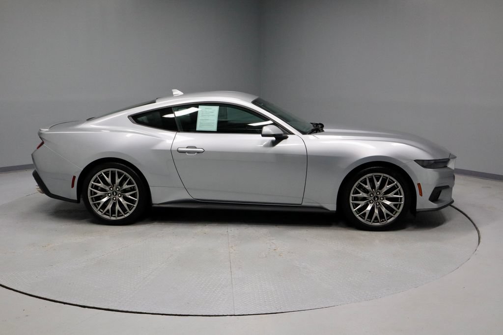 Used 2025 Ford Mustang Premium RWD image 13
