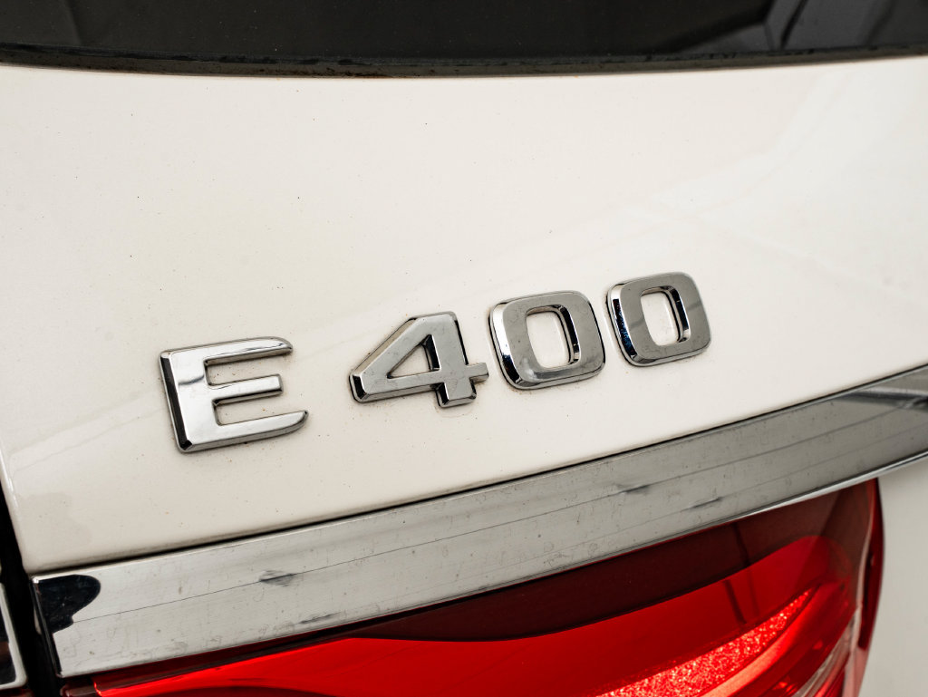 Used 2018 Mercedes-Benz E 400 4MATIC Wagon image 19