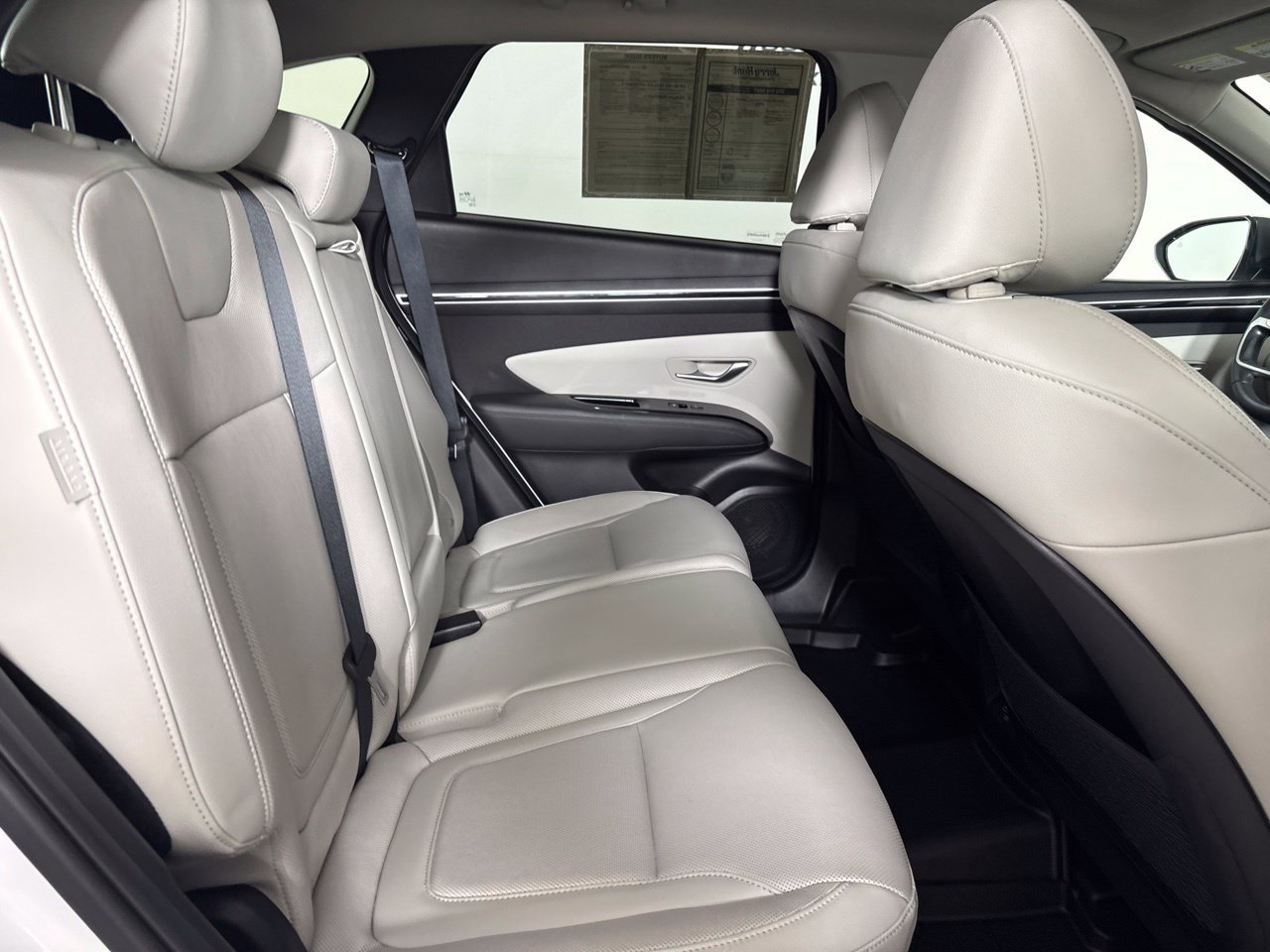Used 2024 Hyundai Tucson Limited FWD image 27