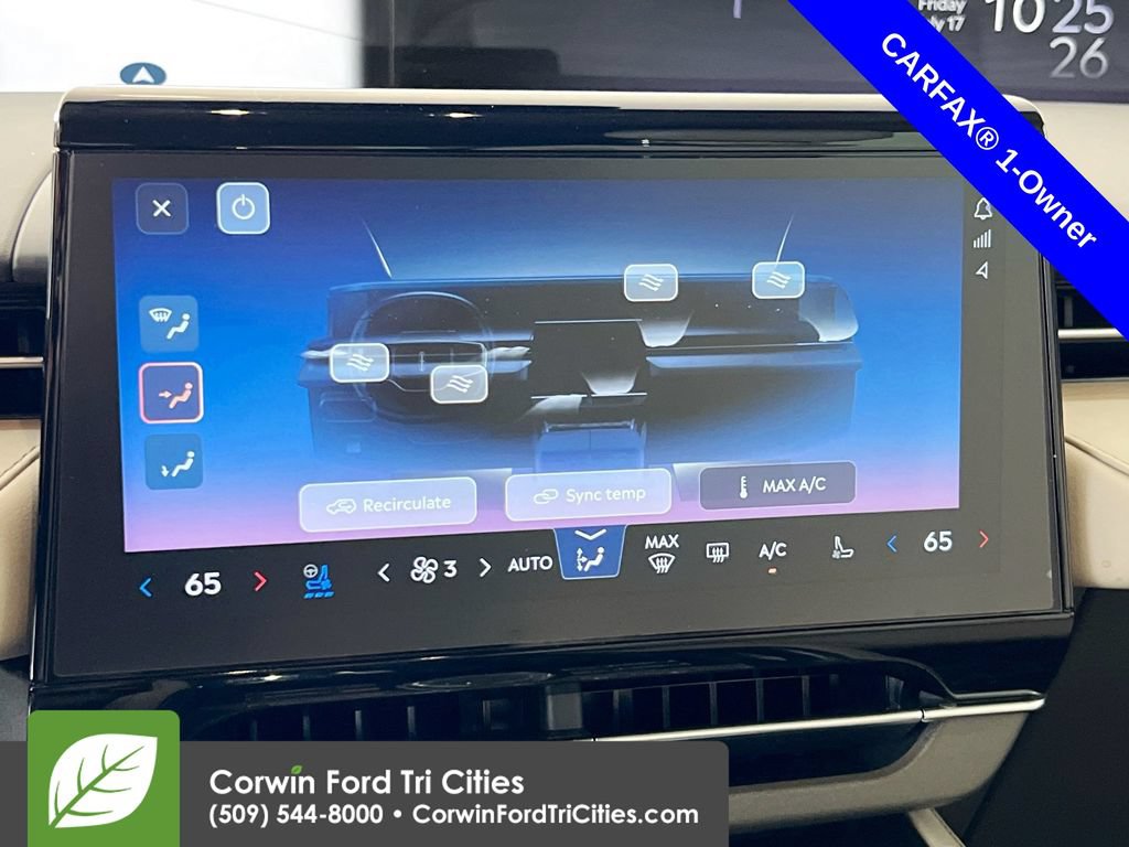 Used 2024 Lincoln Nautilus Reserve AWD/4WD image 9