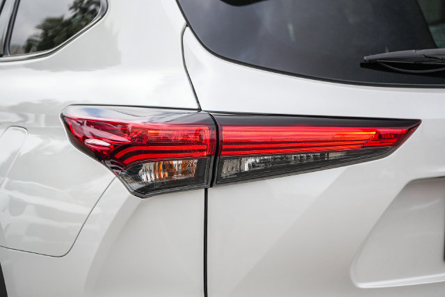 Used 2022 Toyota Highlander Platinum AWD/4WD image 10